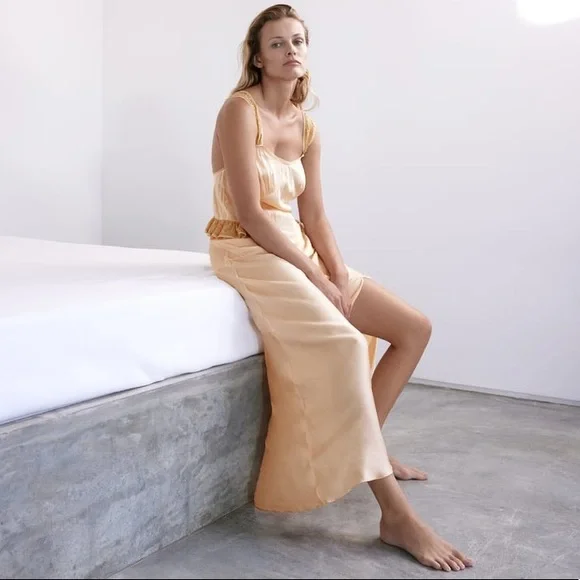 Zara SATIN MIDI LONG LACE STRAPS PEPLIM DRESS Front Slit at Hem Size S NEW - Picture 3 of 8